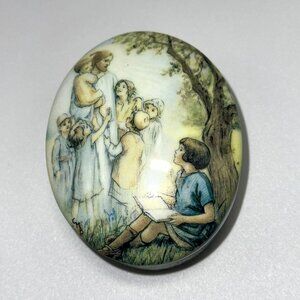 1992 Ardleigh Elliott Amazing Grace Porcelain Music Box Cicely Mary Barker Ltd